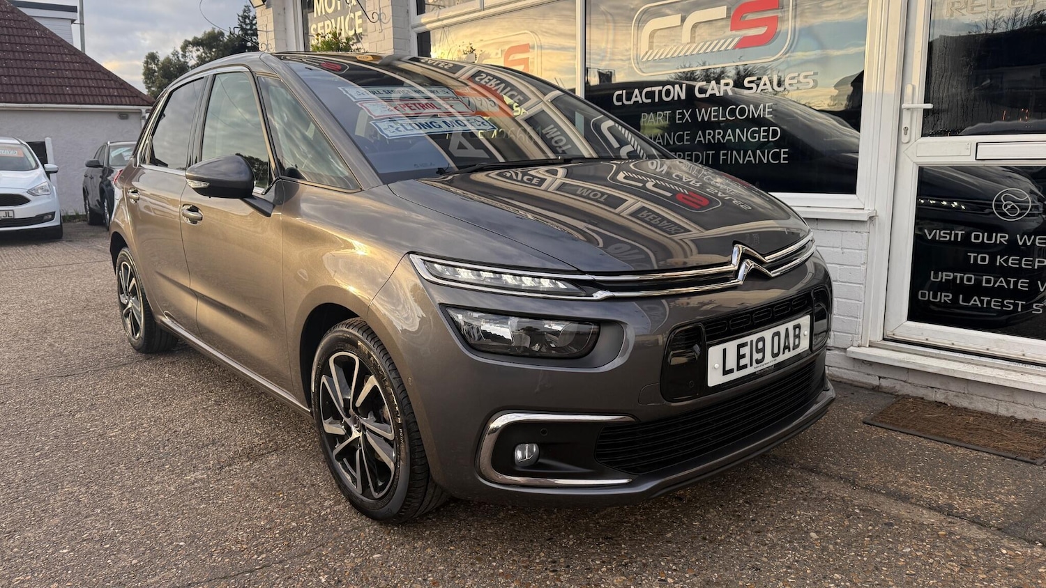 Used Citroen C4 2019 for sale - 76612730: Photo 1