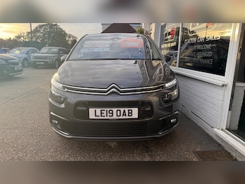 Used Citroen C4 2019 for sale - 76612730: Photo