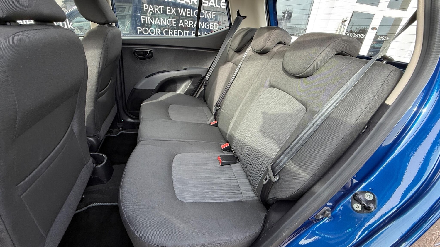 Used Hyundai i10 2012 for sale - 77587848: Photo 17