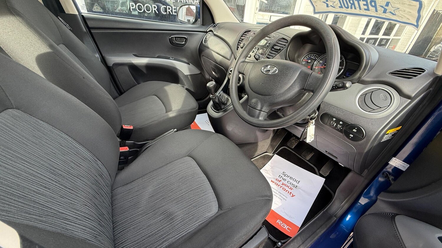 Used Hyundai i10 2012 for sale - 77587848: Photo 9