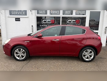 Used Alfa Romeo Giulietta 2010 for sale - 77893557: Photo