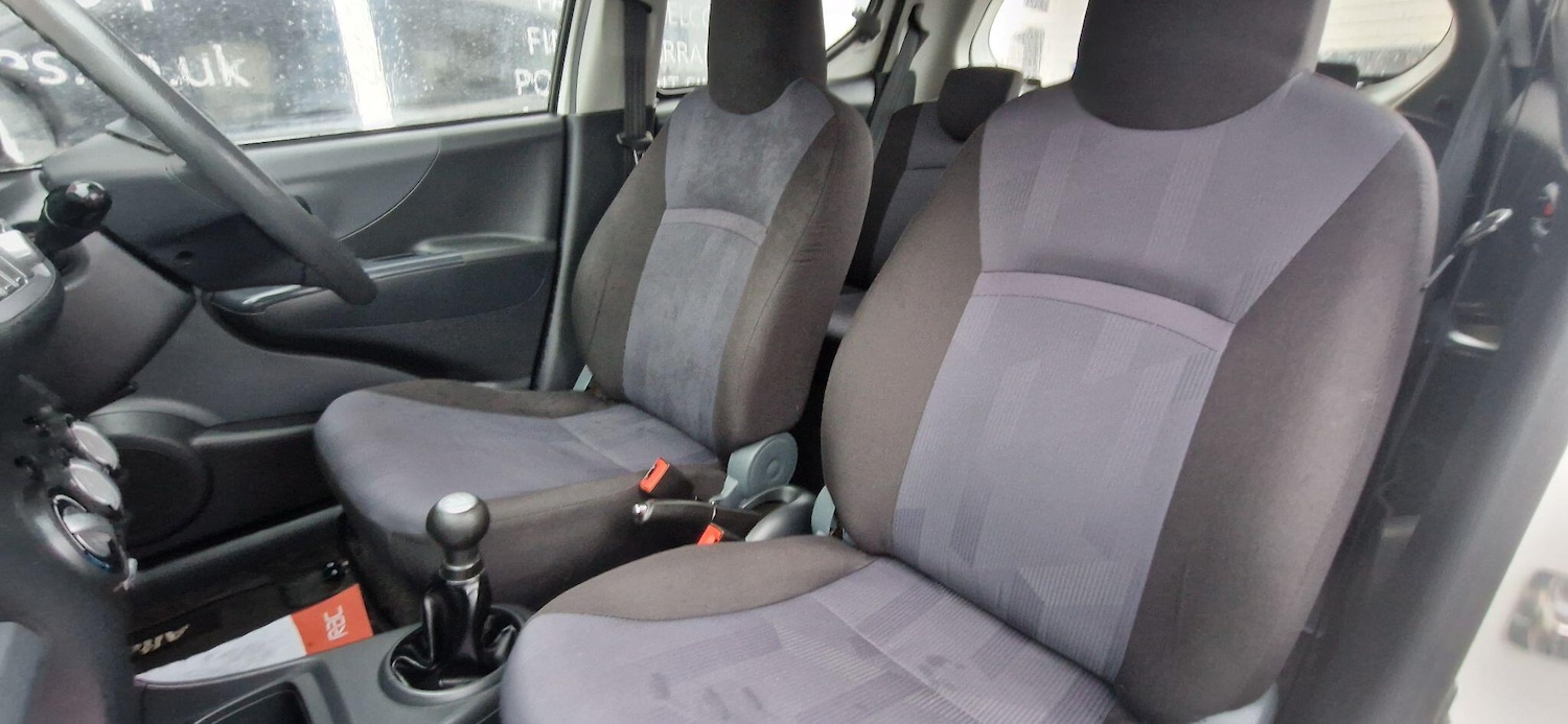 Used Suzuki Alto 2014 for sale - 76997582: Photo 16