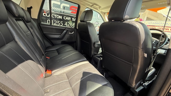 Used Land Rover Freelander 2 2011 for sale - 74944975: Photo 11