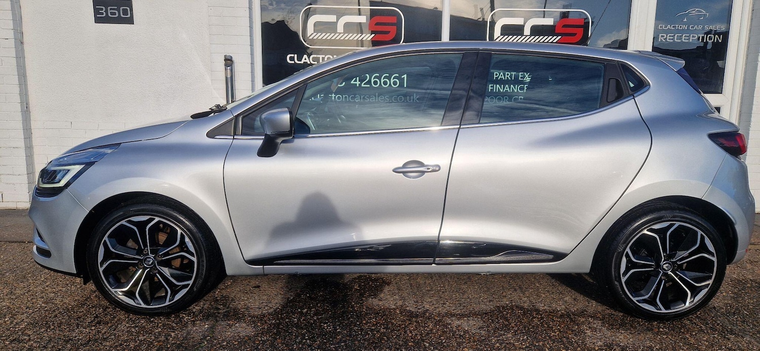 Used Renault Clio 2016 for sale - 76832740: Photo 4