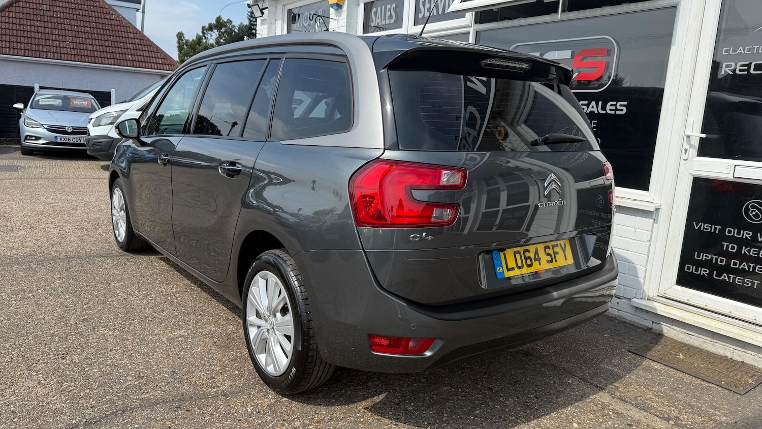 Vehicle 5