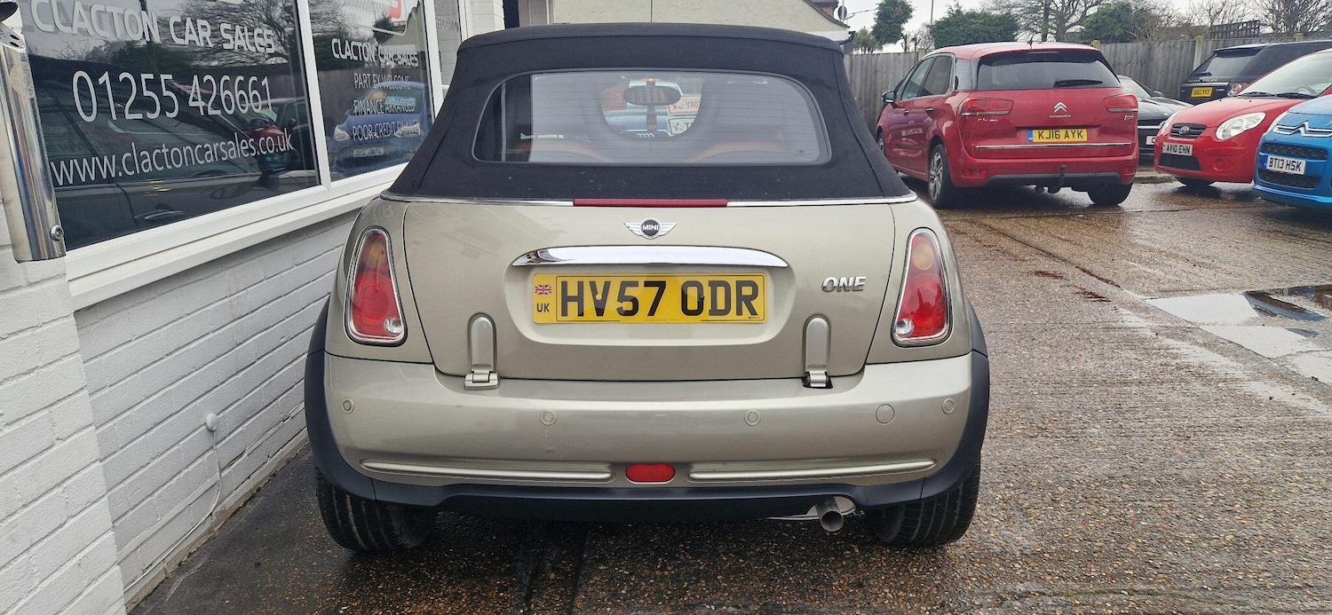 Used MINI Convertible 2007 for sale - 77411667: Photo 6