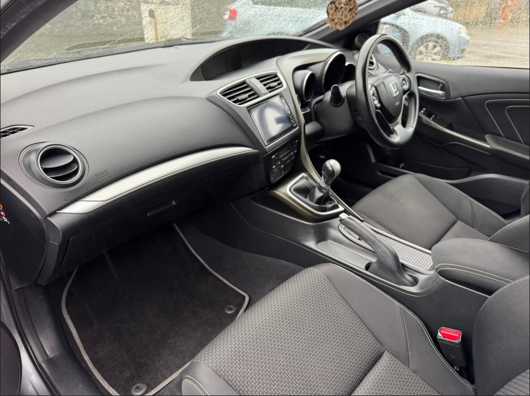 Used Honda Civic 2017 for sale - 76625225: Photo 8