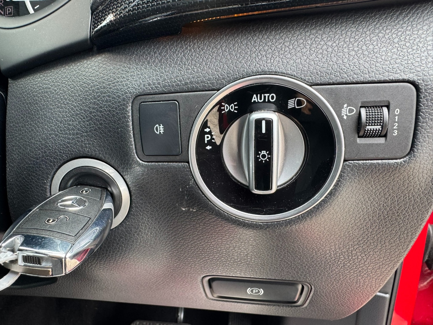 Used Mercedes-Benz B Class 2013 for sale - 75827496: Photo 19