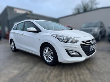 Used Hyundai i30 2013 for sale - 77447675: Photo