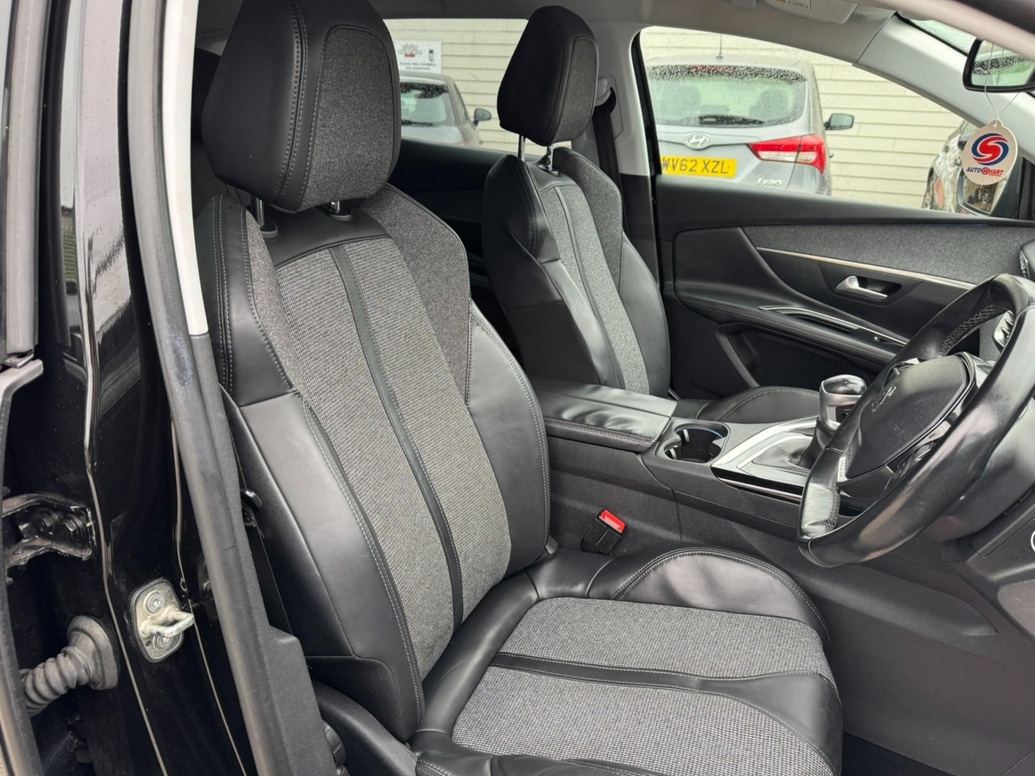 Used Peugeot 3008 2017 for sale - 76625190: Photo 11