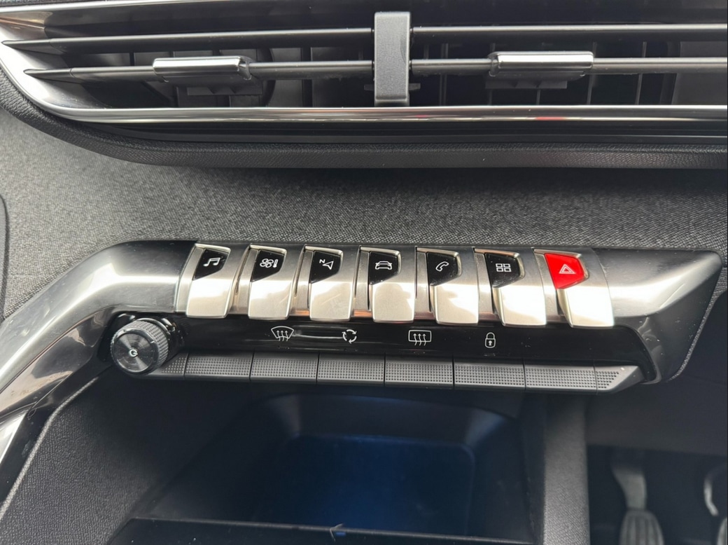 Used Peugeot 3008 2017 for sale - 76625190: Photo 16