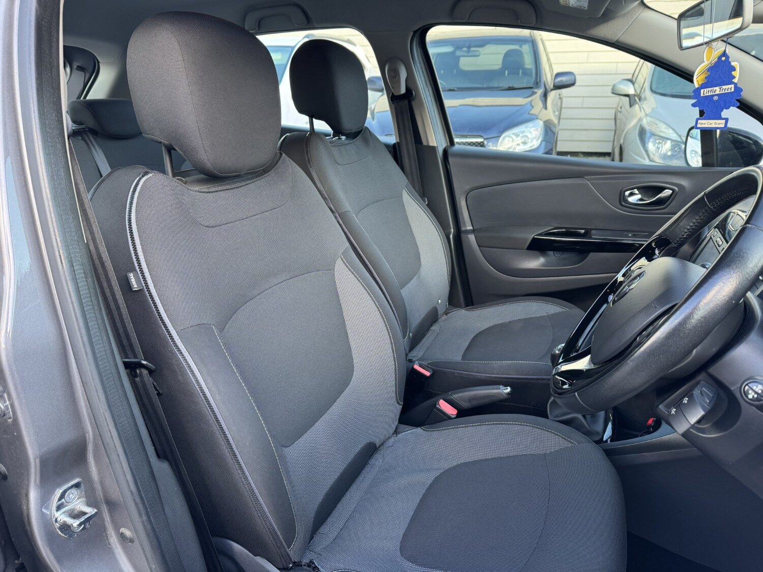 Used Renault Captur 2014 for sale - 76641701: Photo 10