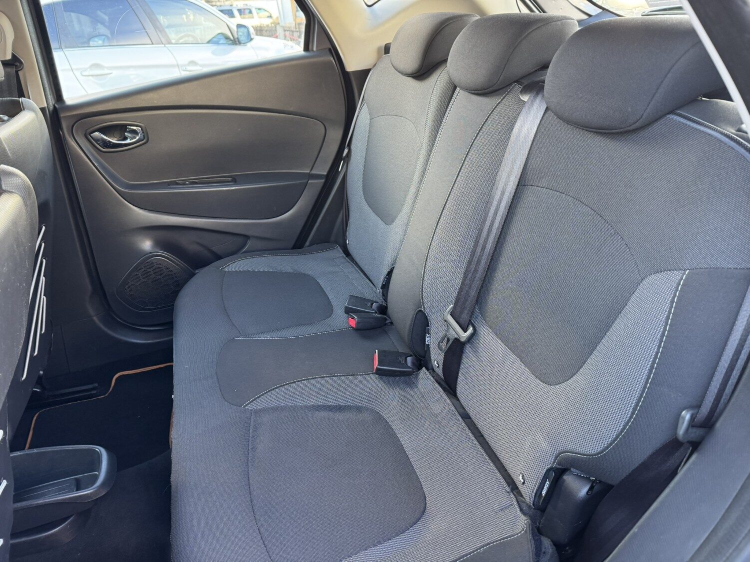 Used Renault Captur 2014 for sale - 76641701: Photo 13