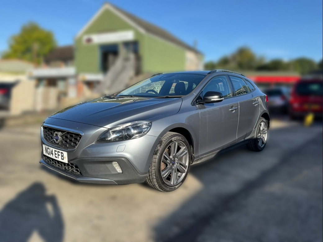 Used Volvo V40 2014 for sale - 76625246: Photo 1