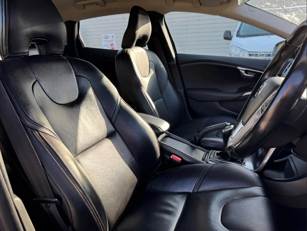 Used Volvo V40 2014 for sale - 76625246: Photo 10