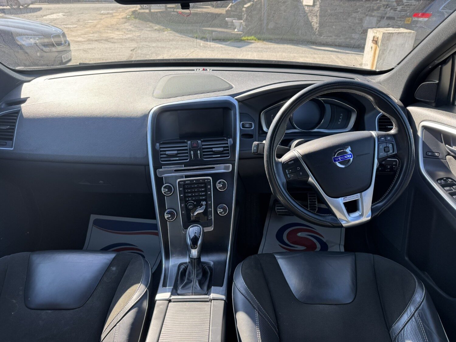 Used Volvo XC60 2017 for sale - 77998634: Photo 10