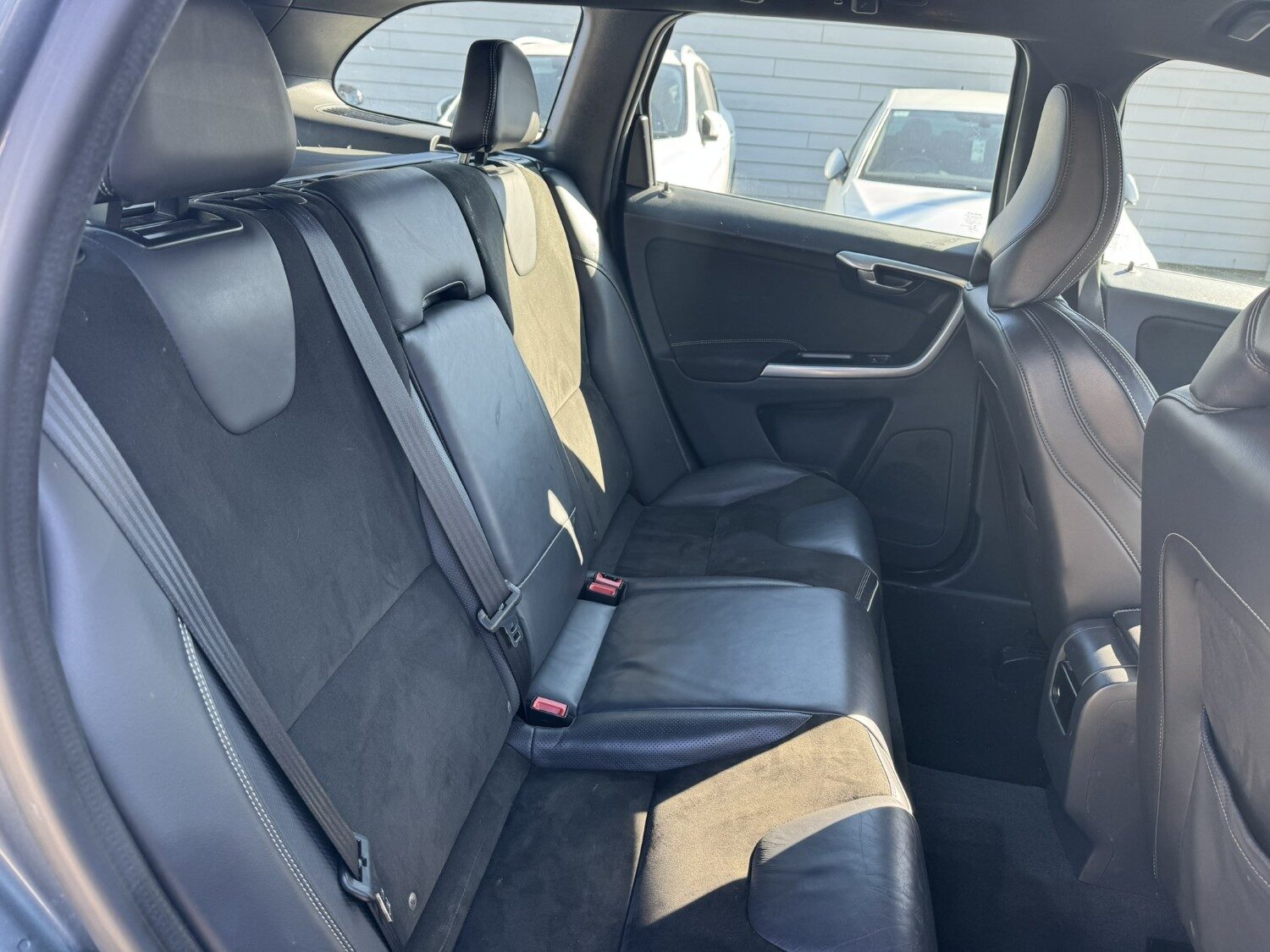 Used Volvo XC60 2017 for sale - 77998634: Photo 15