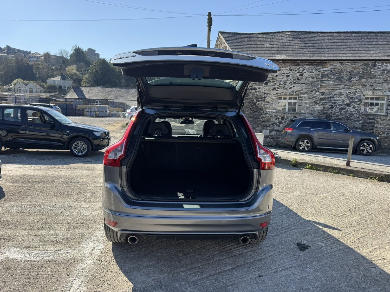 Used Volvo XC60 2017 for sale - 77998634: Photo 8