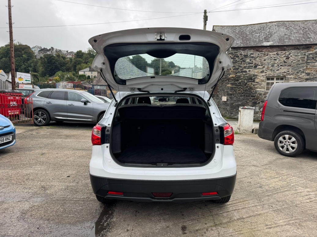 Used Suzuki SX4 S-Cross 2015 for sale - 76625231: Photo 7