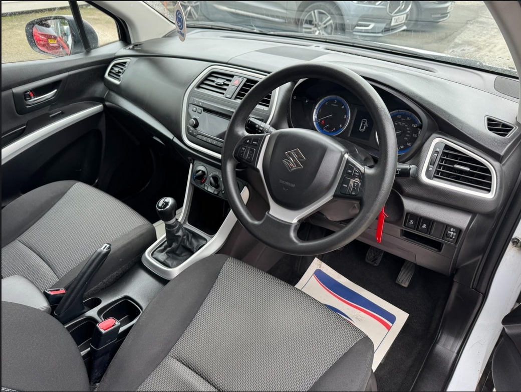 Used Suzuki SX4 S-Cross 2015 for sale - 76625231: Photo 9