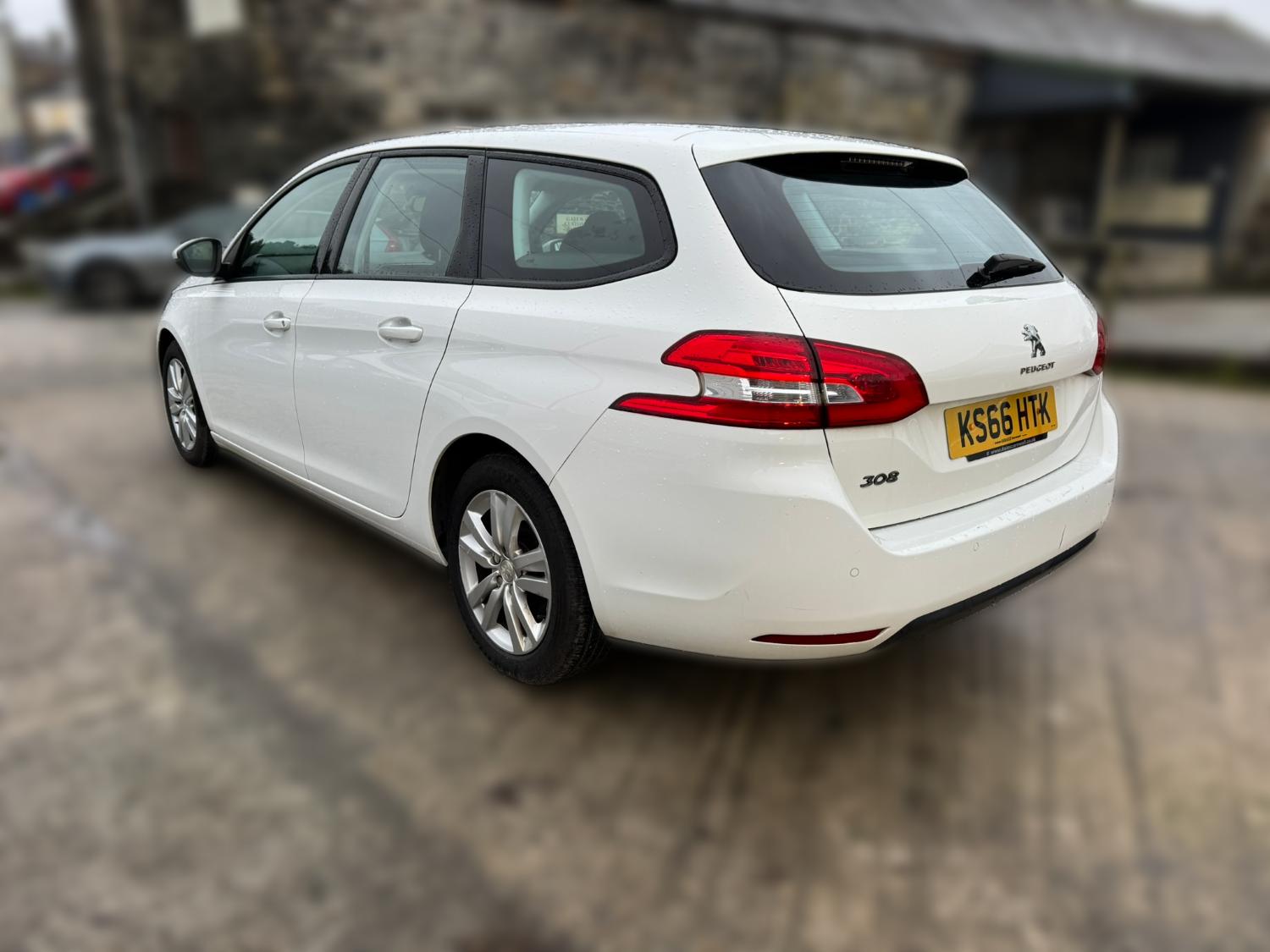 Used Peugeot 308 2016 for sale - 77589894: Photo 4