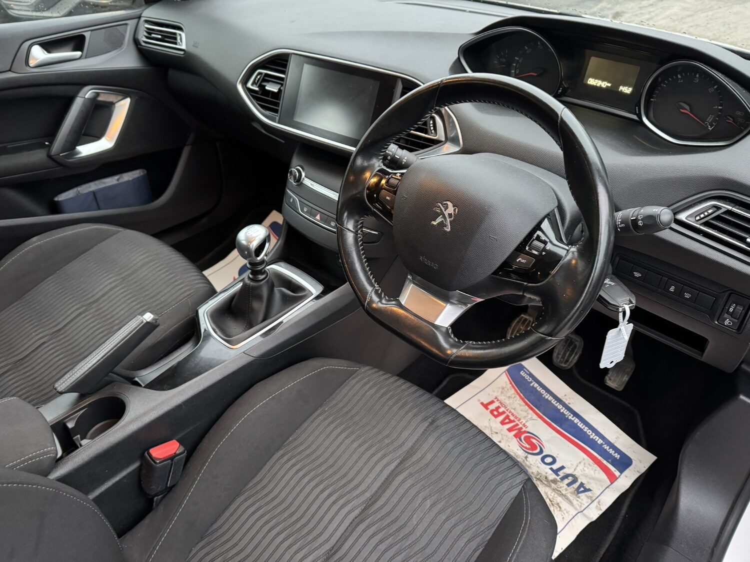 Used Peugeot 308 2016 for sale - 77589894: Photo 8