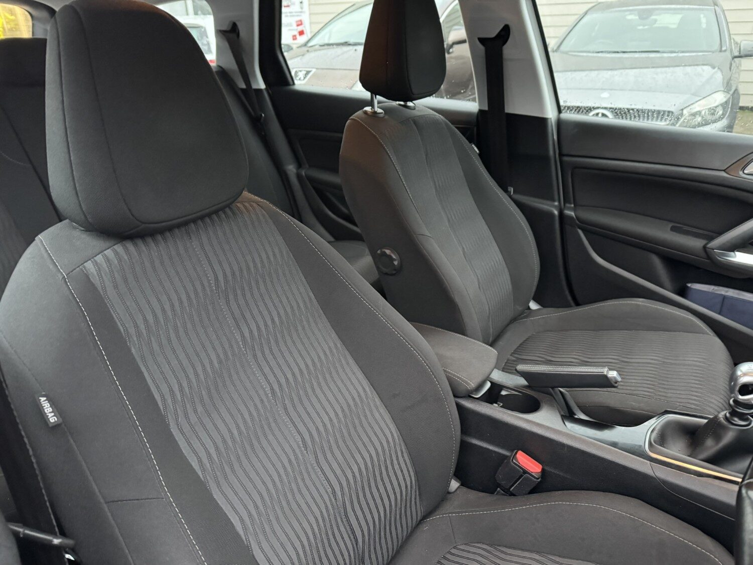 Used Peugeot 308 2016 for sale - 77589894: Photo 9