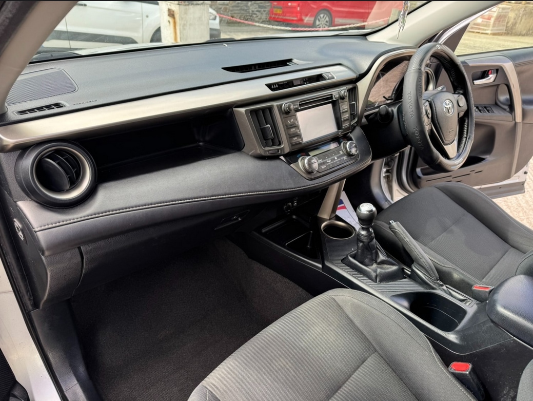 Used Toyota RAV4 2014 for sale - 76625233: Photo 12