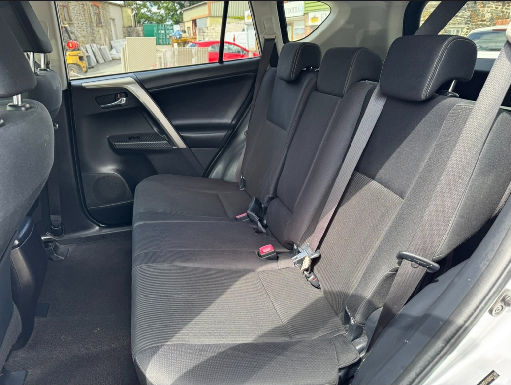 Used Toyota RAV4 2014 for sale - 76625233: Photo 15