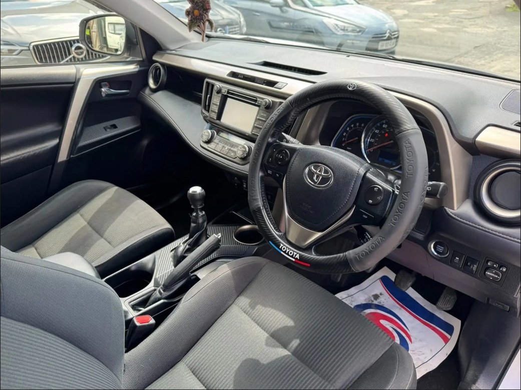 Used Toyota RAV4 2014 for sale - 76625233: Photo 9