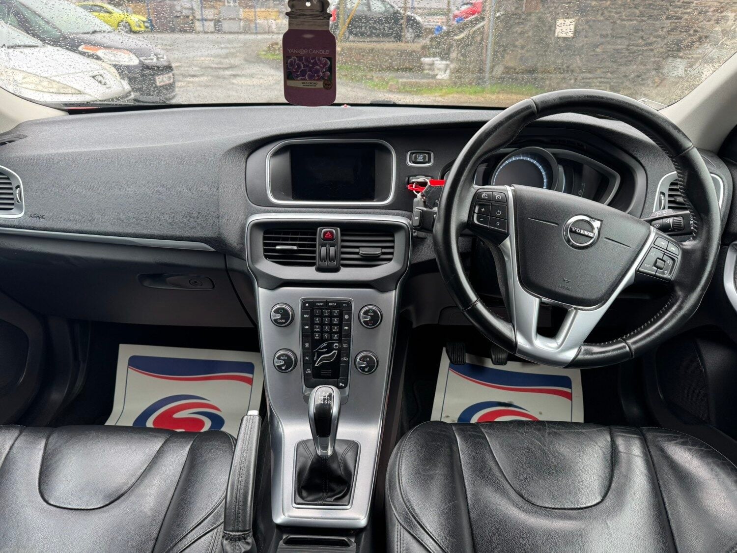 Used Volvo V40 2016 for sale - 77691982: Photo 8