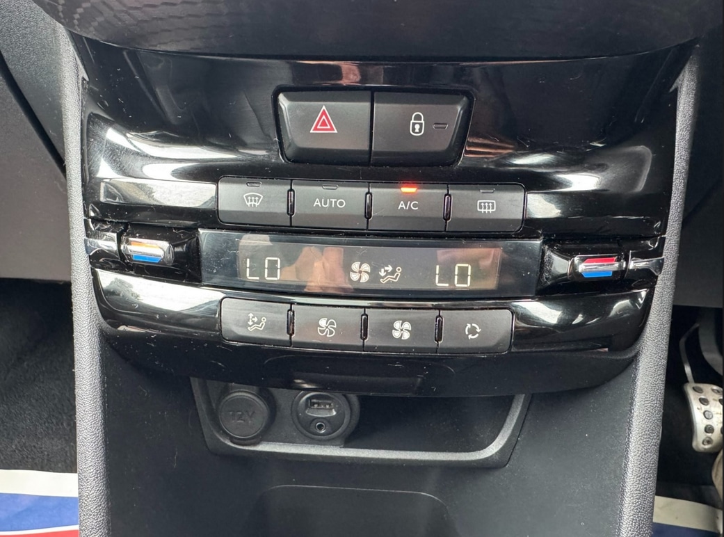 Used Peugeot 2008 2016 for sale - 76625206: Photo 19