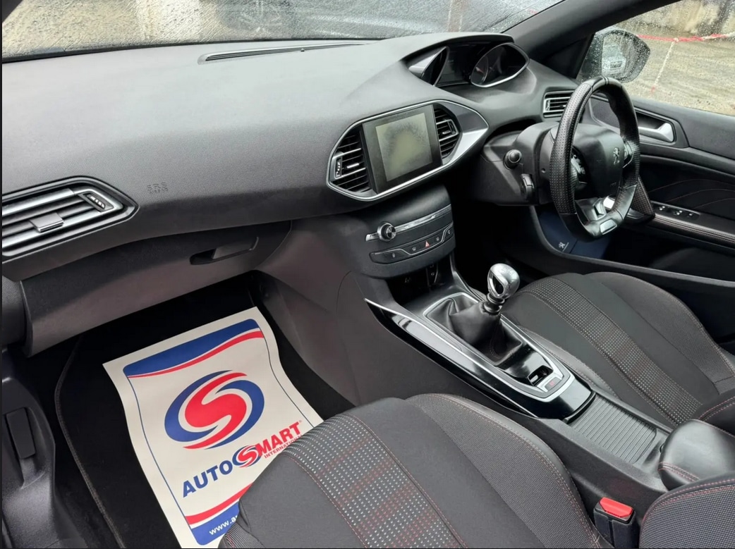 Used Peugeot 308 2017 for sale - 76625212: Photo 11