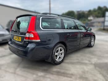 Used Volvo V70 2015 for sale - 79663836: Photo