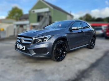 Used Mercedes-Benz GLA 2015 for sale - 76625220: Photo