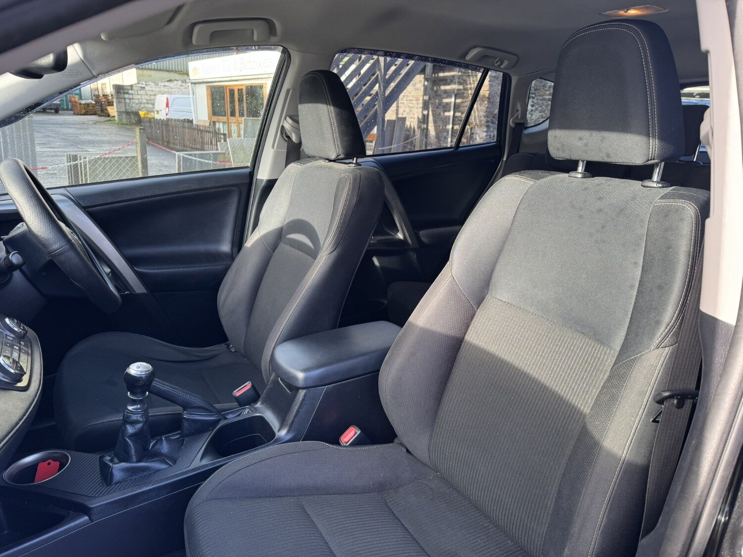 Used Toyota RAV4 2015 for sale - 77006576: Photo 13