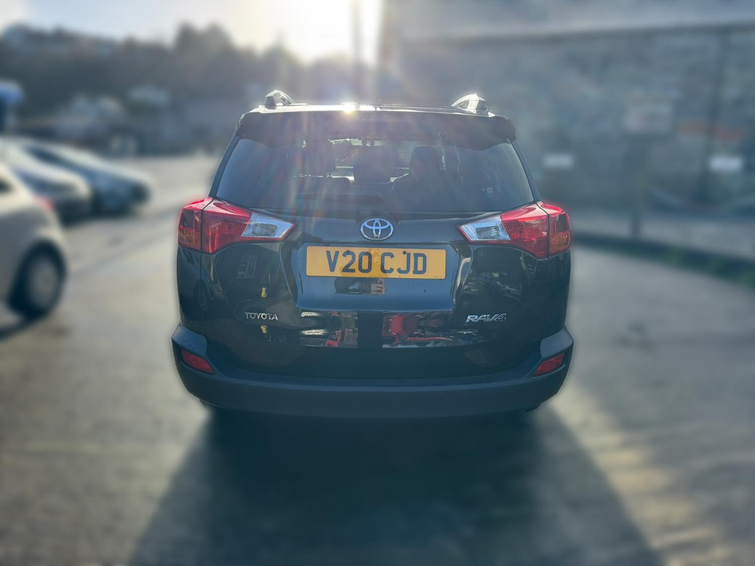 Used Toyota RAV4 2015 for sale - 77006576: Photo 5