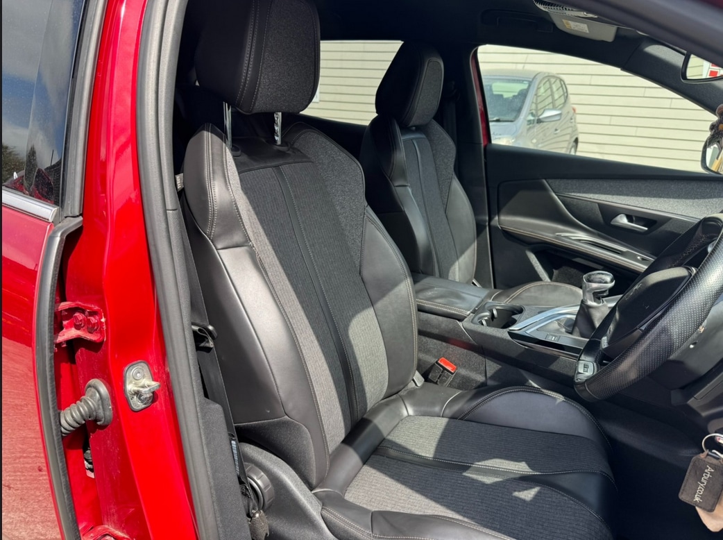 Used Peugeot 3008 2018 for sale - 76625226: Photo 11