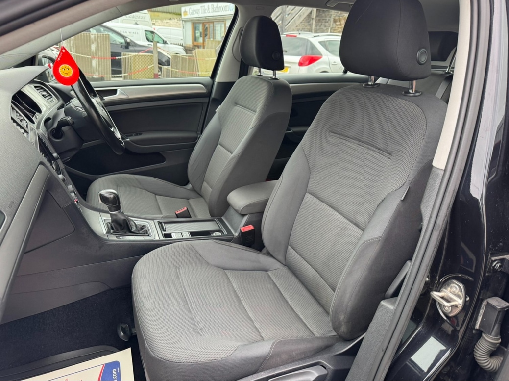 Used Volkswagen Golf 2014 for sale - 76625224: Photo 14