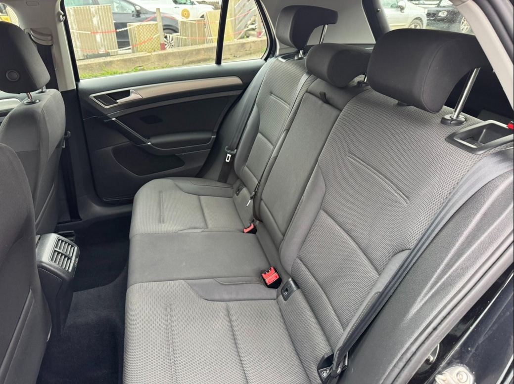 Used Volkswagen Golf 2014 for sale - 76625224: Photo 16