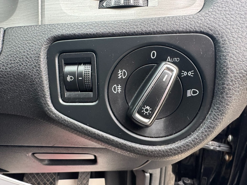 Used Volkswagen Golf 2014 for sale - 76625224: Photo 17