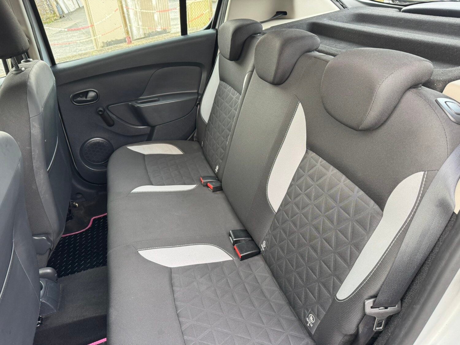 Used Dacia Sandero Stepway 2015 for sale - 76982656: Photo 14