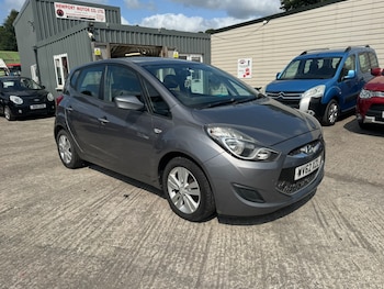 2012 (62) - 1.6 CRDi Blue Drive Active 5dr