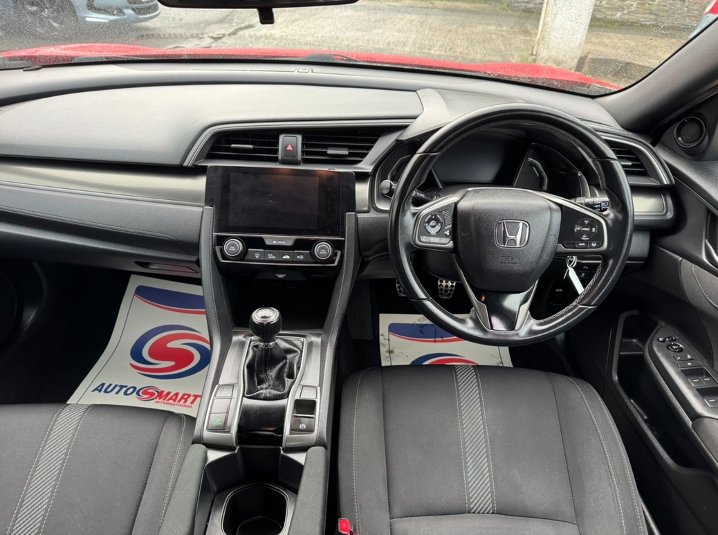 Used Honda Civic 2018 for sale - 76625196: Photo 10
