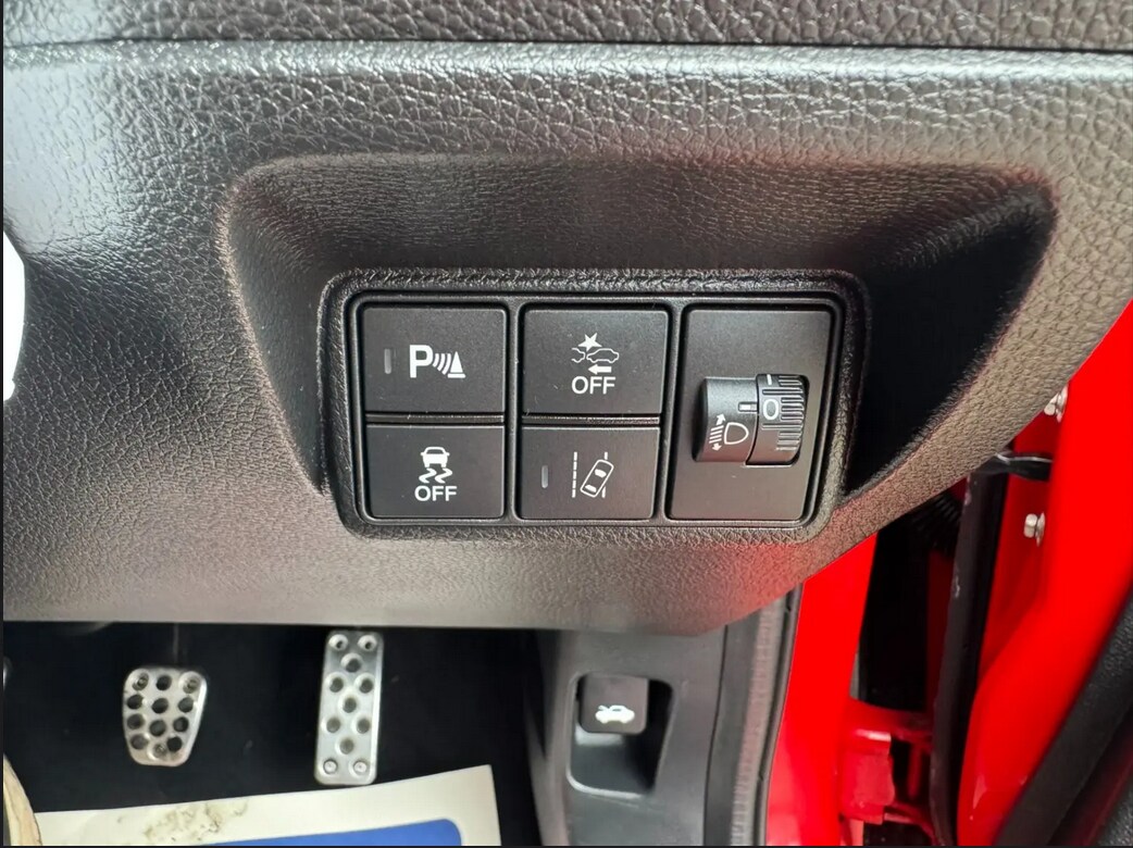 Used Honda Civic 2018 for sale - 76625196: Photo 25