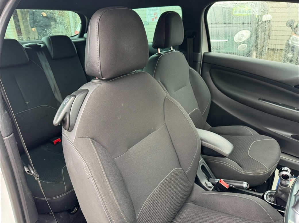 Used Citroen DS3 2015 for sale - 76625203: Photo 11