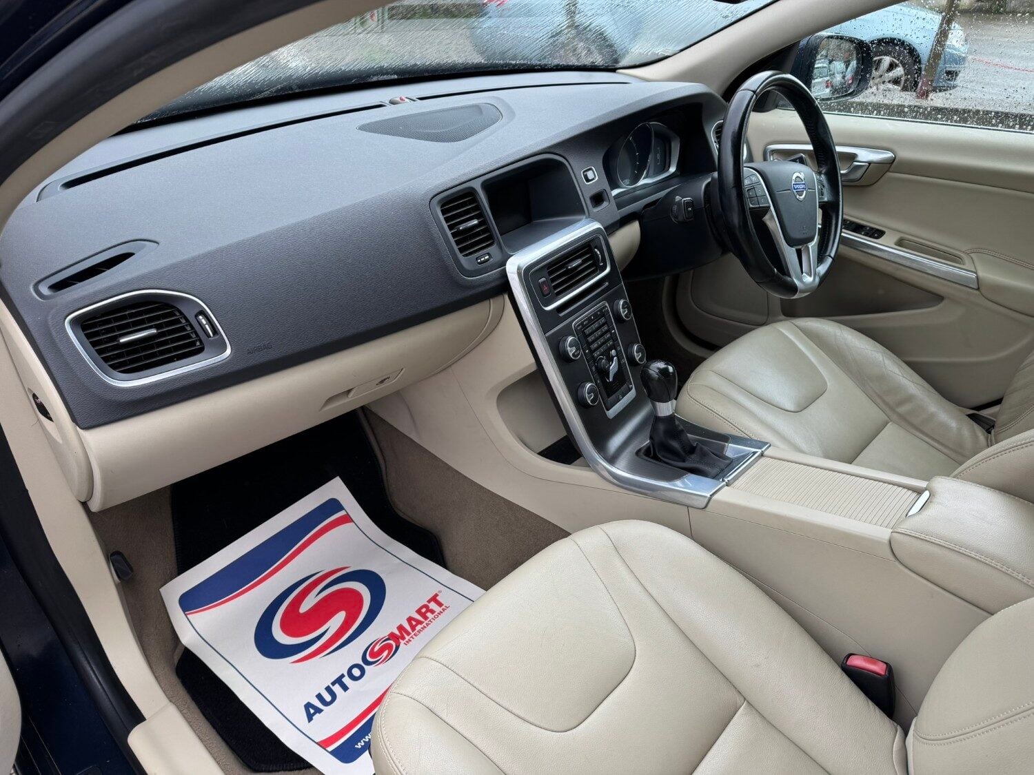 Used Volvo V60 2014 for sale - 76778164: Photo 12