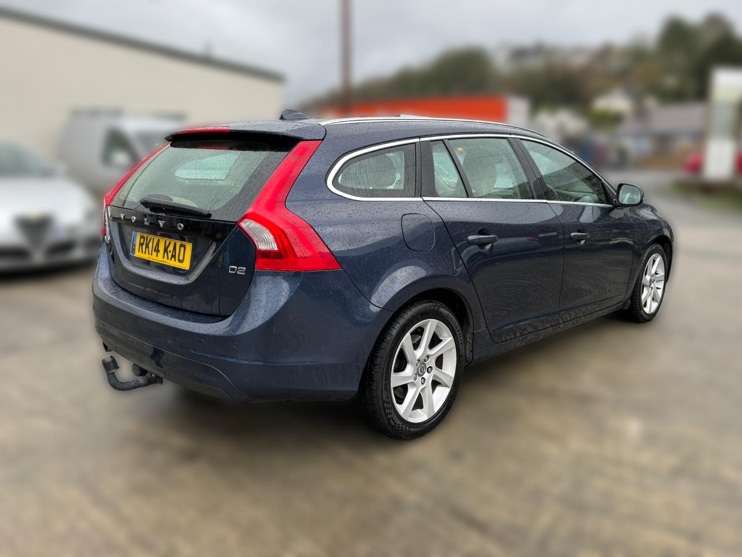 Used Volvo V60 2014 for sale - 76778164: Photo 6