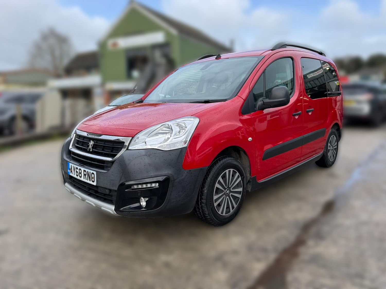 Used Peugeot Partner Tepee 2018 for sale - 77589888: Photo 3