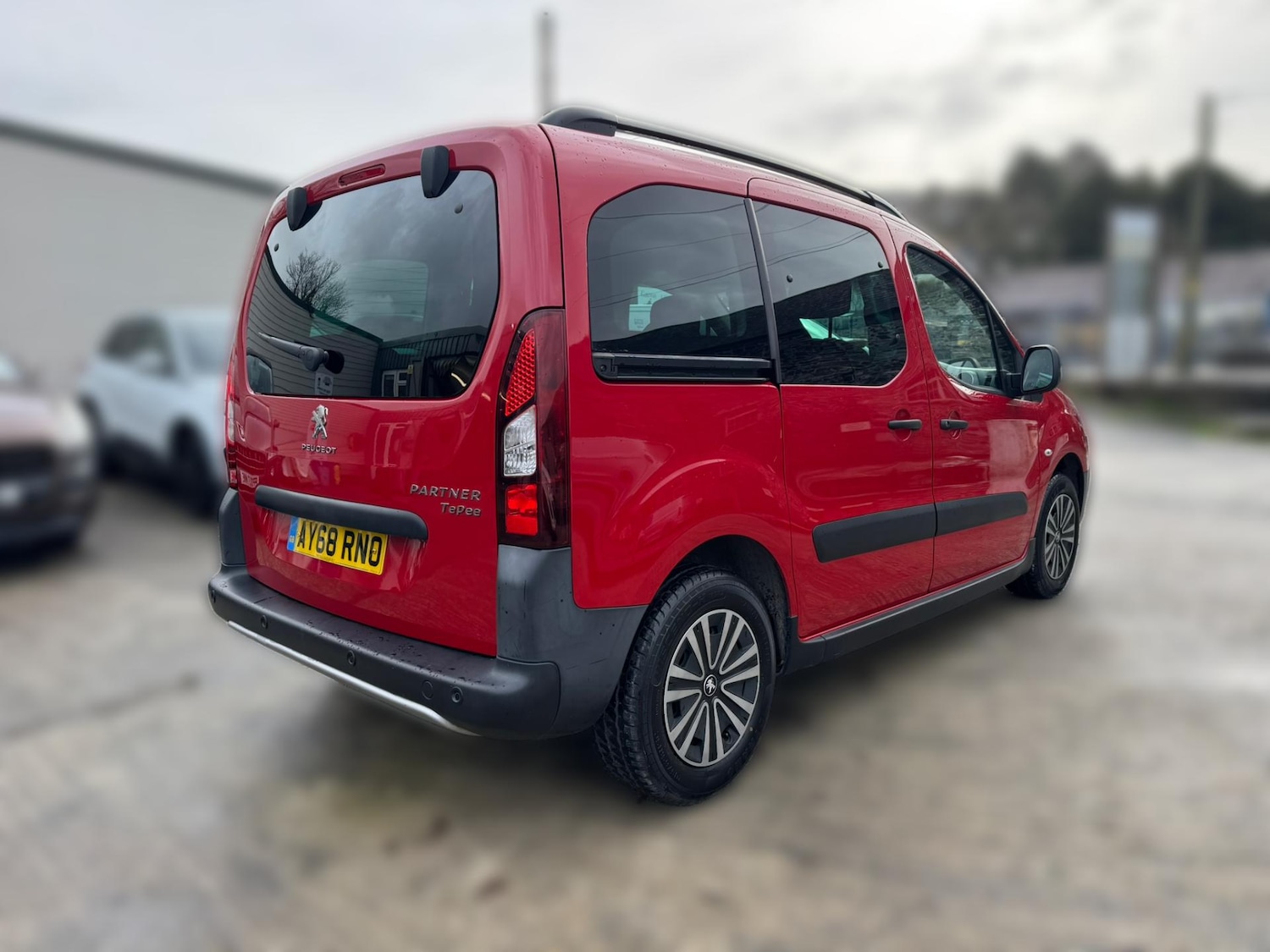 Used Peugeot Partner Tepee 2018 for sale - 77589888: Photo 6